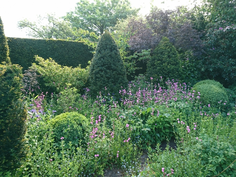 Rustling End Cottage